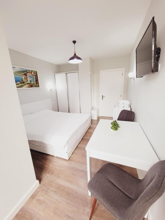 Hotel Nuestra Casa à Tirana Extérieur photo