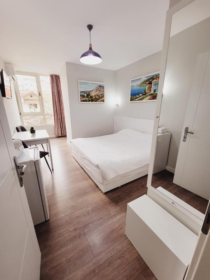 Hotel Nuestra Casa à Tirana Extérieur photo
