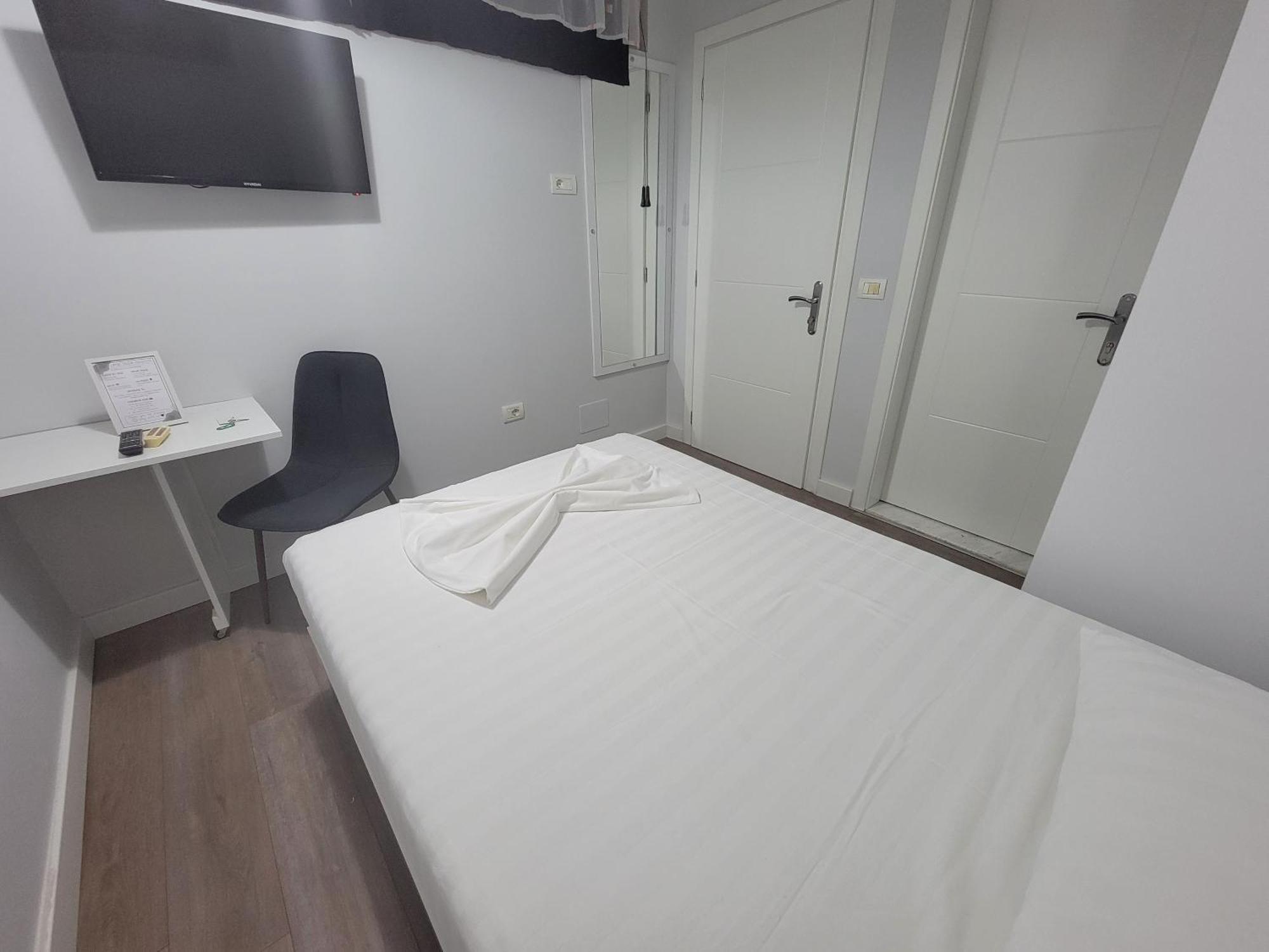 Hotel Nuestra Casa à Tirana Extérieur photo