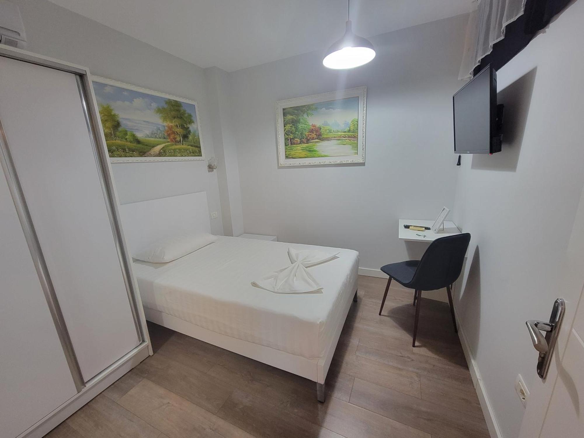 Hotel Nuestra Casa à Tirana Extérieur photo